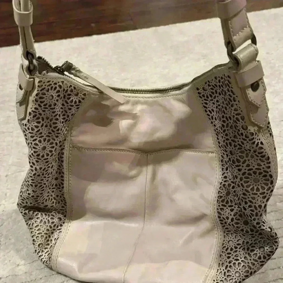 The SAK leather shoulder purse - Picture 6 of 12